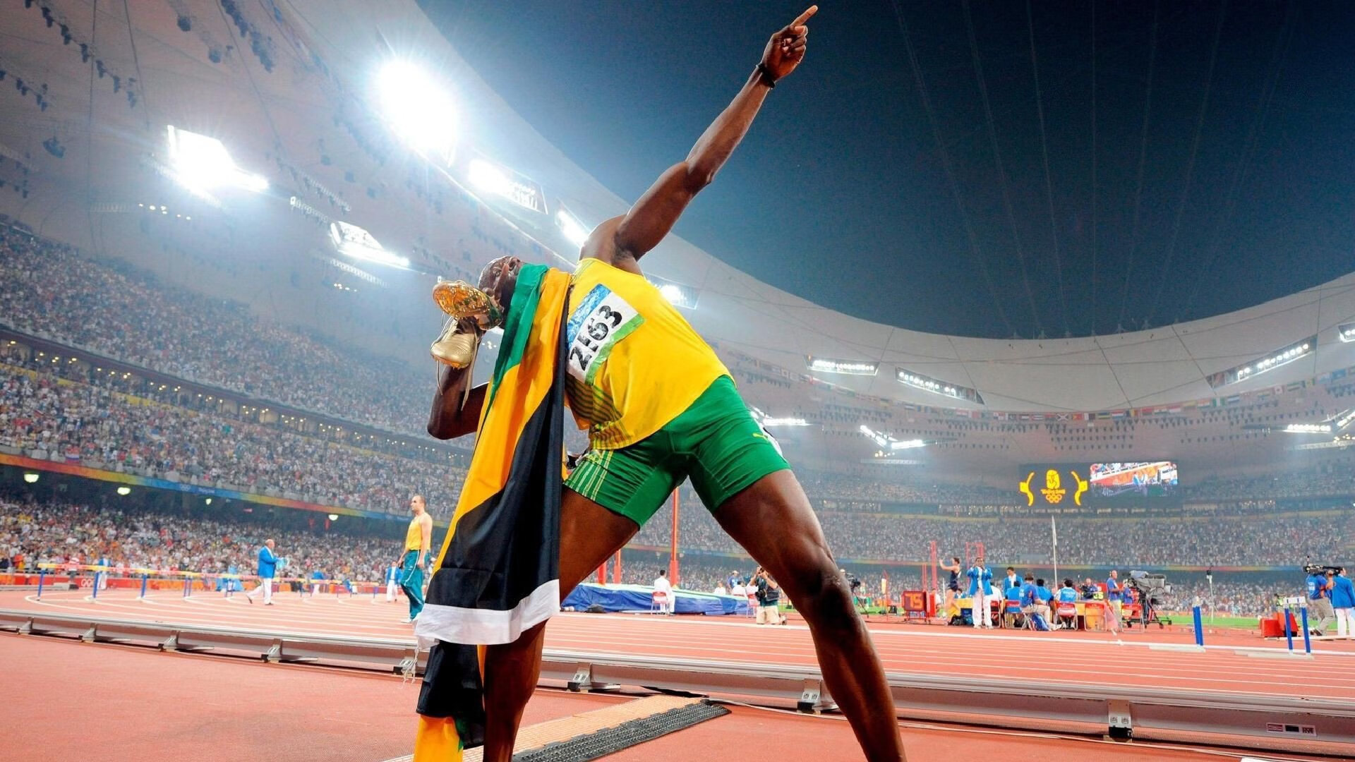 中超球迷助威现场气氛火爆,中超助攻榜2020