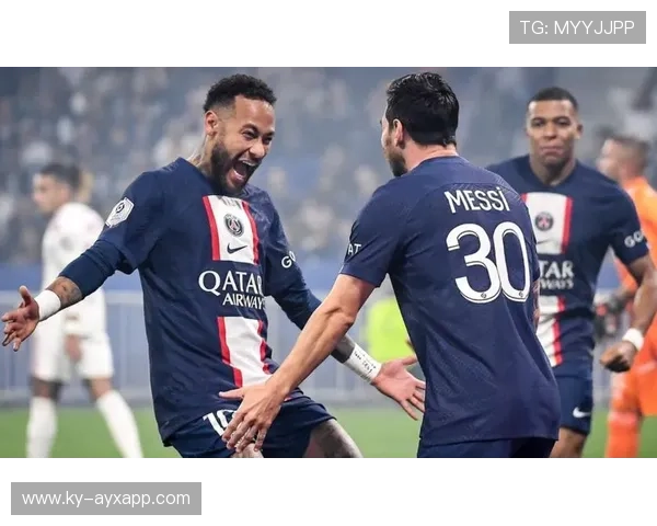 巴黎圣日耳曼踢得轻松，姆巴佩真是随心所欲，巴黎圣日耳曼梅西内马尔姆巴佩